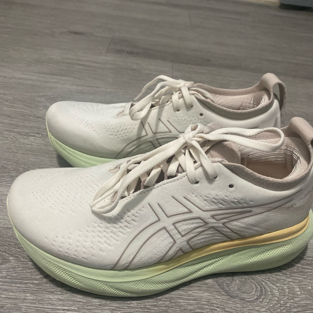 ASICS gel nimbus